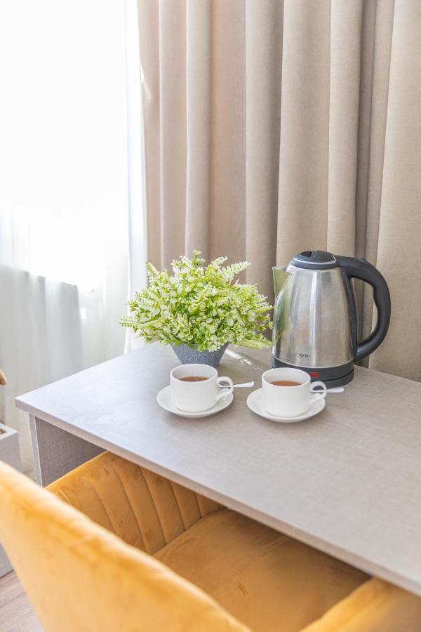Cliff House Hotel Kazbegi Esterno foto